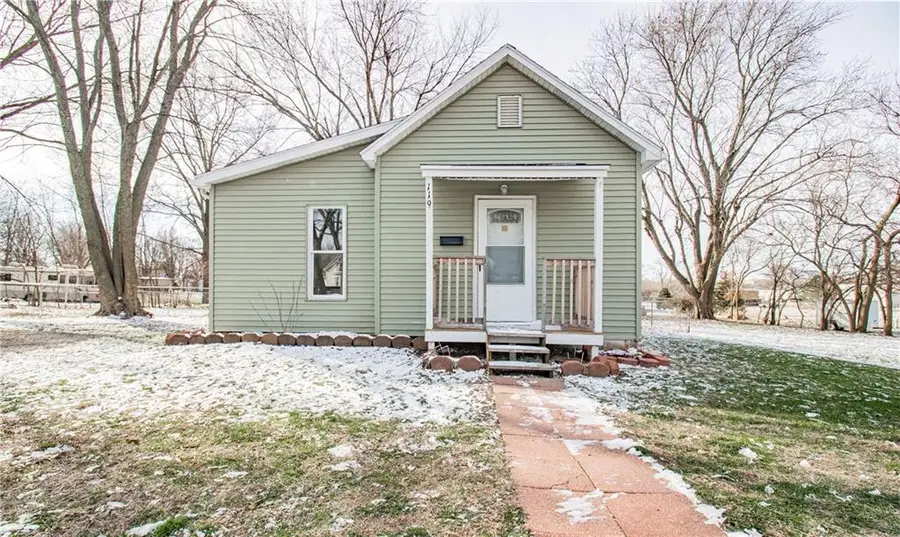 119 E 15th Terrace, Higginsville, MO 64036 - #2