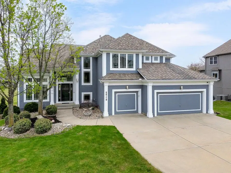 24115 W 68th Street, Shawnee, KS 66226 - #2