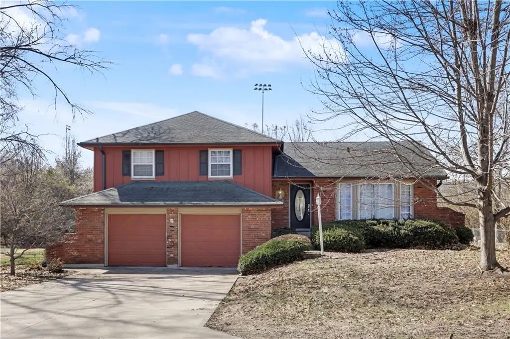 6905 E 129th Street, Grandview, MO 64030 - #1