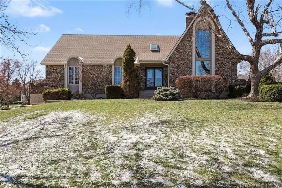 16930 Grandview Street, Overland Park, KS 66085 - #2