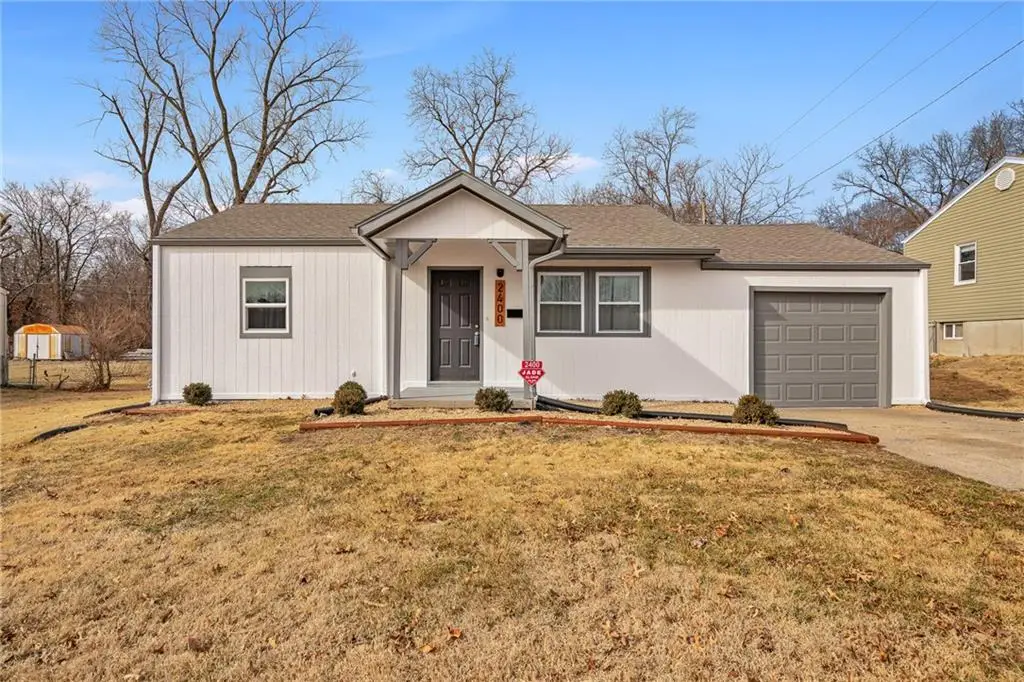 2400 S Crescent Avenue, Independence, MO 64052 - #1