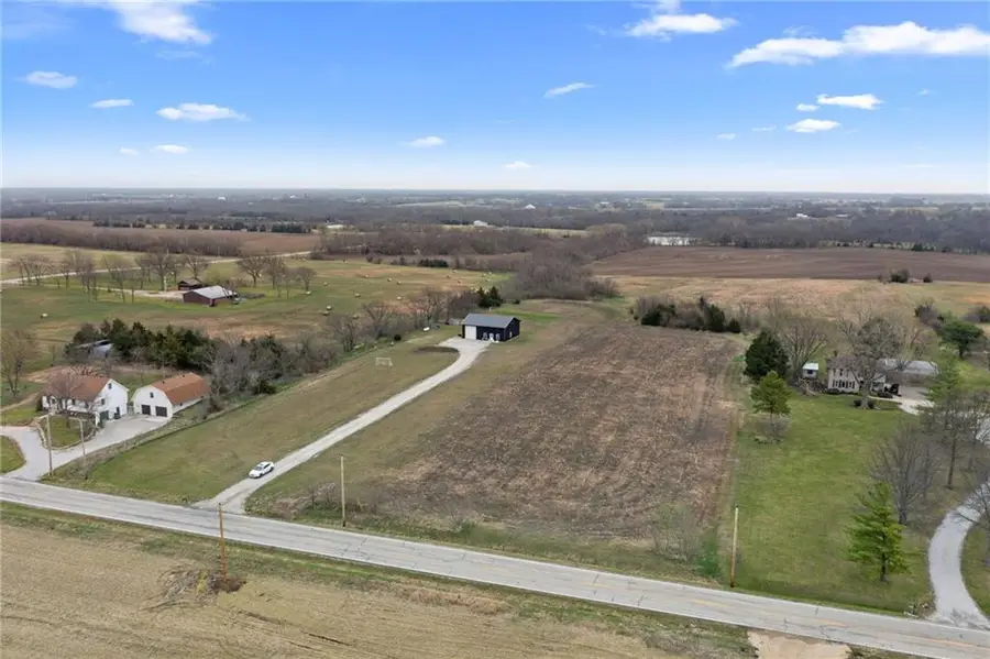 15231 Edgerton Road, Gardner, KS 66030 - #2