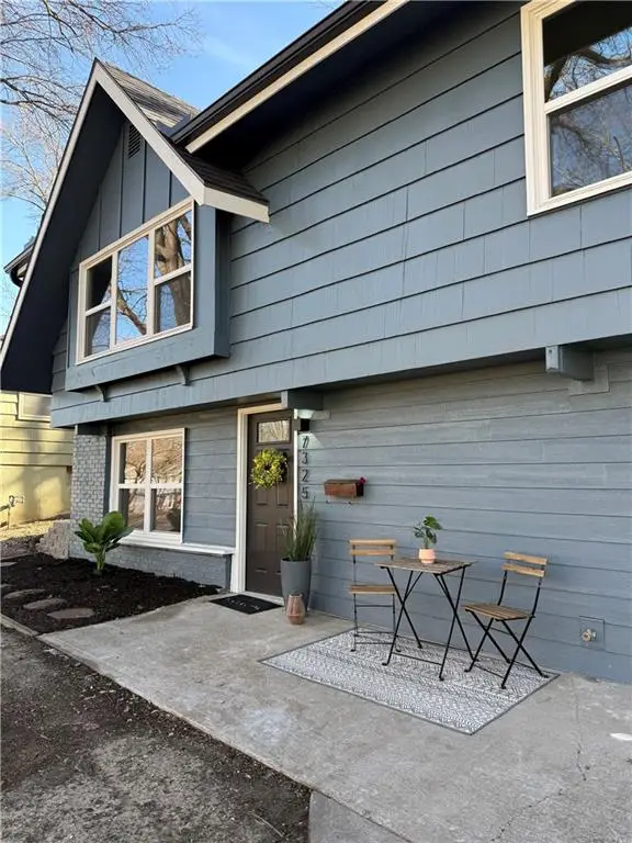 7325 Hardy Avenue, Raytown, MO 64133 - #2