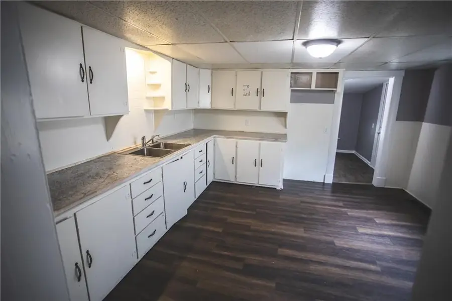 1206-1208 S 23rd Street, Saint Joseph, MO 64507 - #3