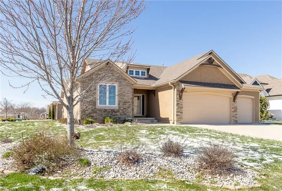 4060 NE Timberlake Court, Lees Summit, MO 64064 - #2