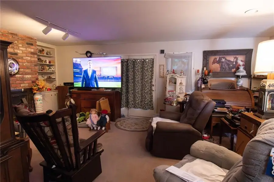 14 NW 40th Street, Kansas City, MO 64116 - #3