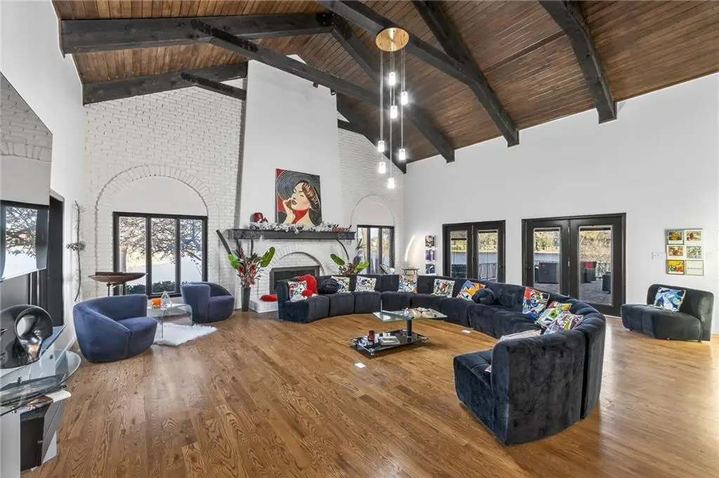 102 NW Hackberry Street, Lees Summit, MO 64064 - #1