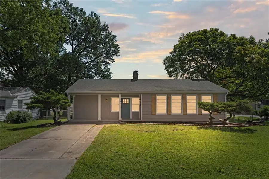 11911 E 44th Street, Kansas City, MO 64133 - #2