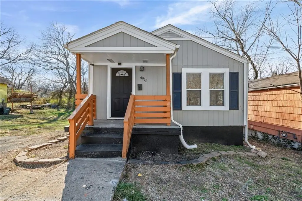 6926 College Avenue, Kansas City, MO 64132 - #1