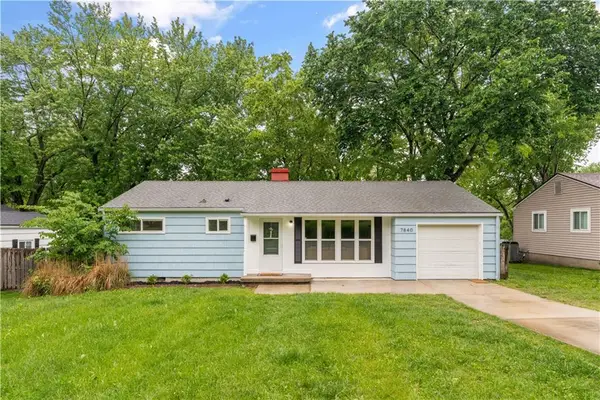 7840 Ash Street, Prairie Village, KS 66208
