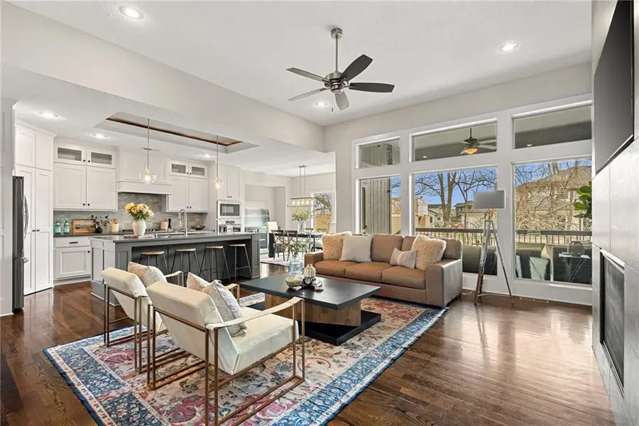 16805 Bradshaw Street, Overland Park, KS 66221 - #2