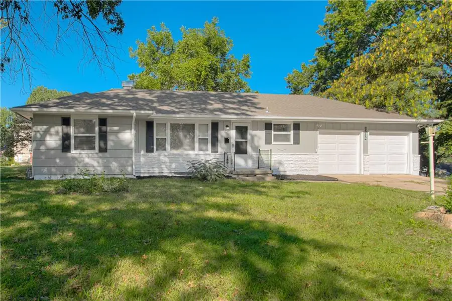 8512 E 85th Street, Raytown, MO 64138 - #2