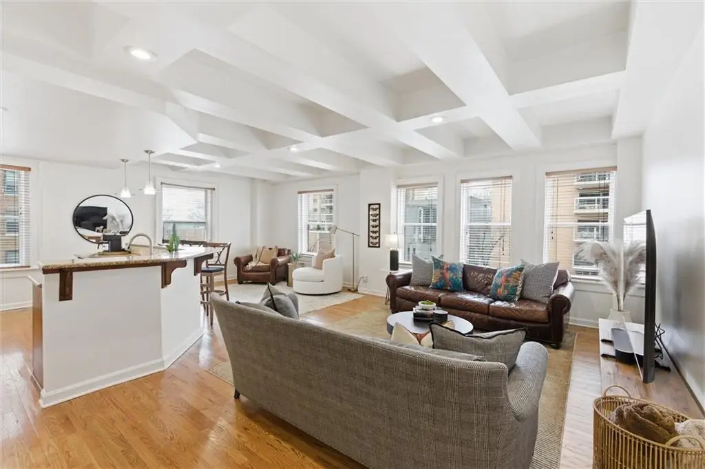 229 Ward Parkway #603B, Kansas City, MO 64112 - #1