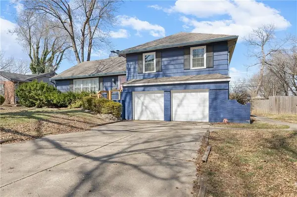 300 E 108th Terrace, Kansas City, MO 64114