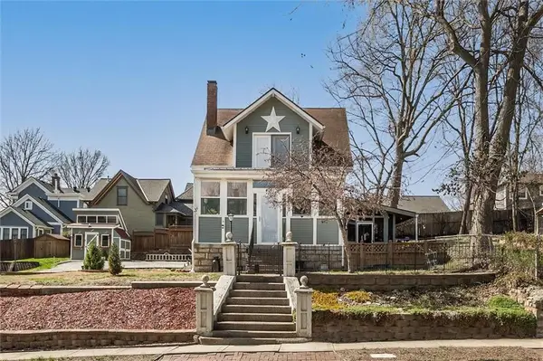 408 N Lightburne Street, Liberty, MO 64068