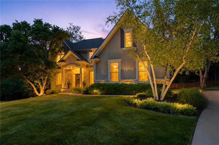 14601 Carter Street, Overland Park, KS 66221 - #2
