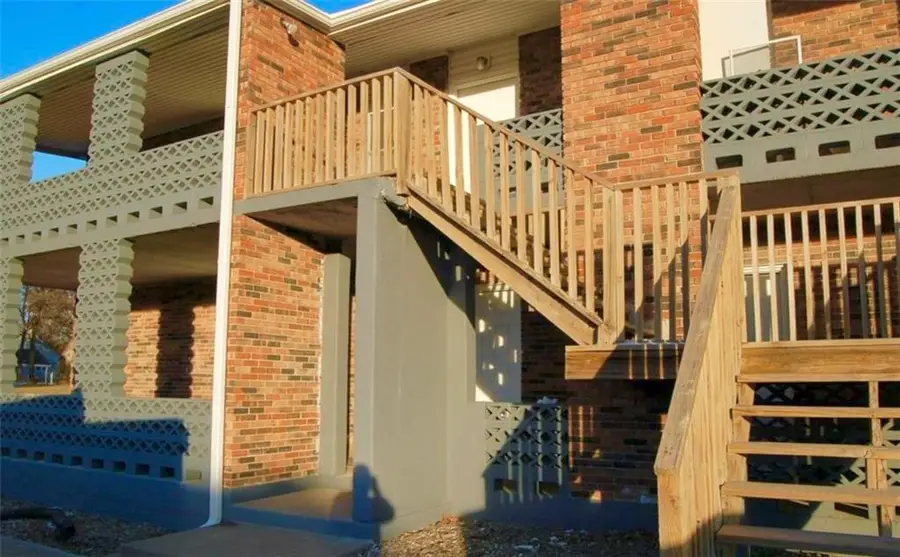 310 E Franklin Street, Clinton, MO 64507 - #2