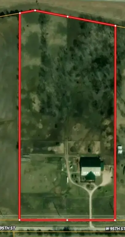 35300 W 95th Street, De Soto, KS 66018 - #1