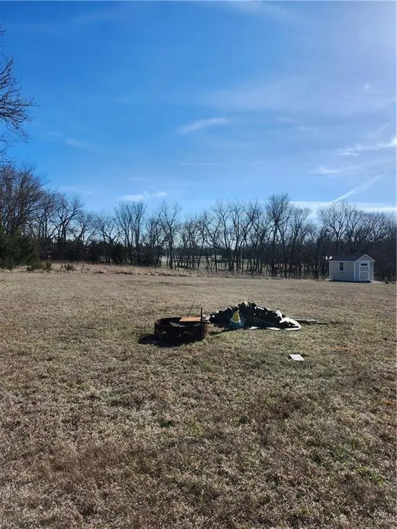 230 S Linn Valley Drive, Linn Valley, KS 66040 - #2