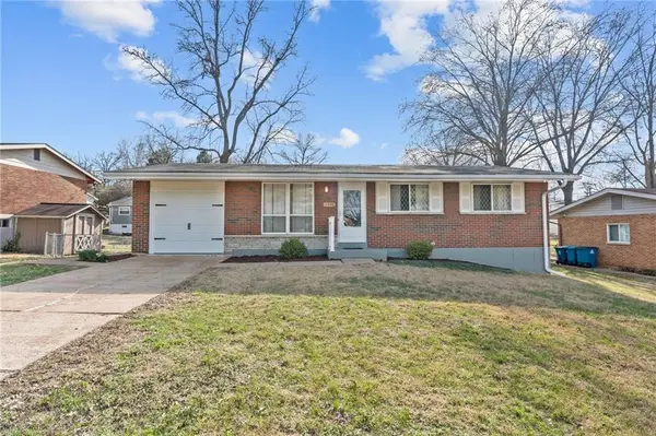 3946 Colony Gardens Drive, St Louis, MO 63125