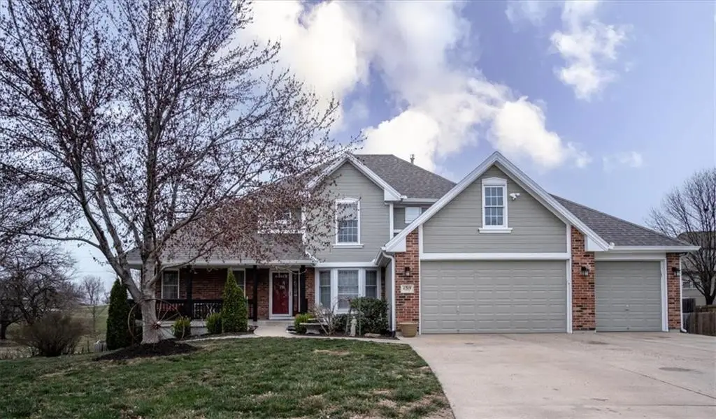 11319 N Holly Street, Kansas City, MO 64155 - #1