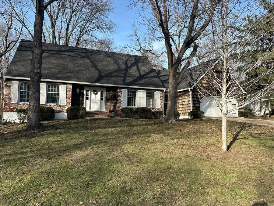 12607 Overbrook Road, Leawood, KS 66209 - #2