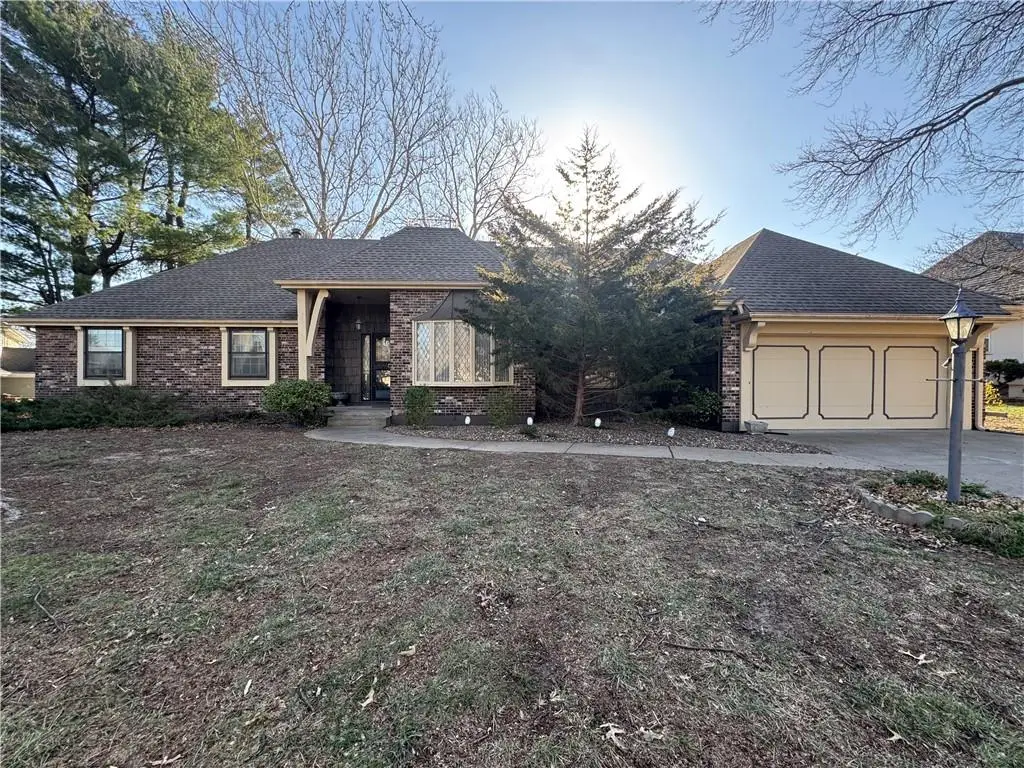 1208 NW Fairway Circle, Blue Springs, MO 64014 - #1