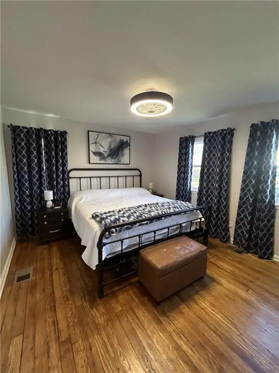 4880 Oakland Avenue, Kansas City, KS 66102 - #2