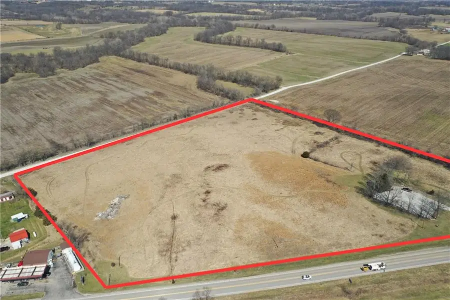 37682 10 Highway, Richmond, MO 64085 - #2