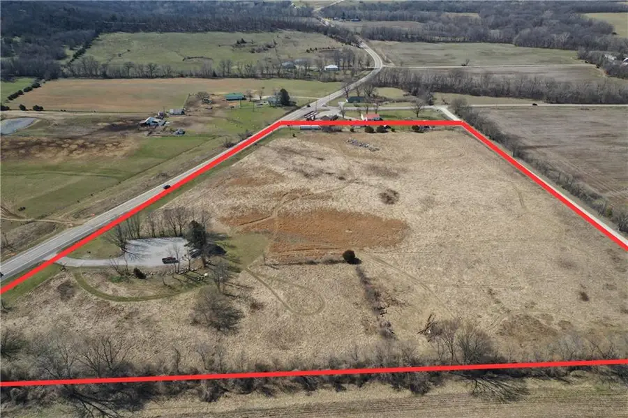 37682 10 Highway, Richmond, MO 64085 - #3