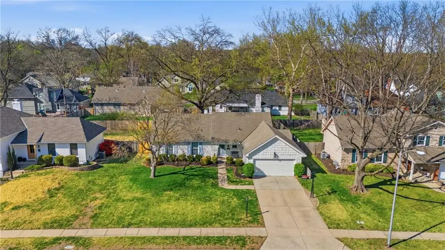 6432 W 101 Street, Overland Park, KS 66212 - #2