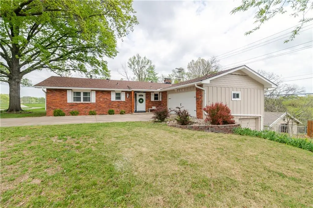 6354 Freeman Avenue, Kansas City, KS 66102 - #1