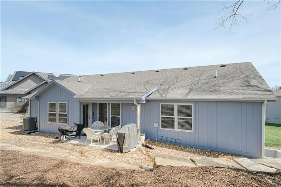 21045 W 225th Terrace, Spring Hill, KS 66083 - #2