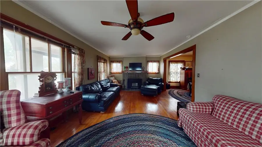 325 S Ash Street, Nevada, MO 64772 - #3