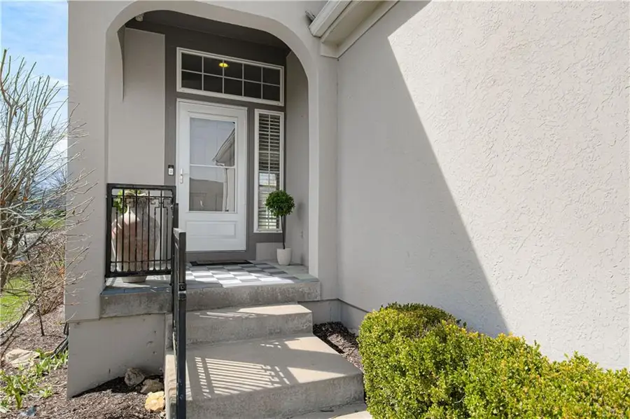 14317 Manor Court, Overland Park, KS 66224 - #2