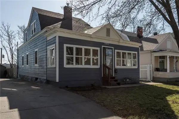 3139 Mcgee Street, Kansas City, MO 64111