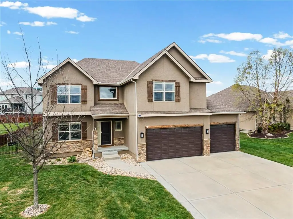 1058 SW Conch Way, Lees Summit, MO 64064 - #1