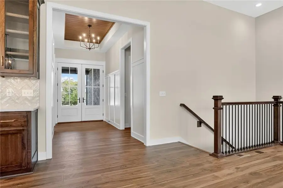 17186 S Laurelwood Street, Olathe, KS 66062 - #2