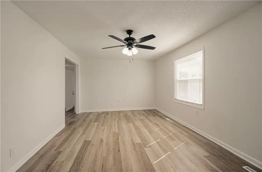 231 Springdale Avenue, Bonner Springs, KS 66012 - #3