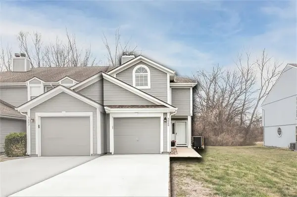 5820 NW Plantation Lane #187D, Lee's Summit, MO 64064