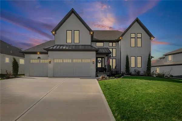 10126 N Kansas Court, Kansas City, MO 64155