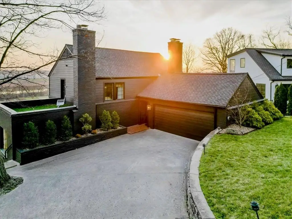 3718 N Briarcliff Road, Kansas City, MO 64116 - #1