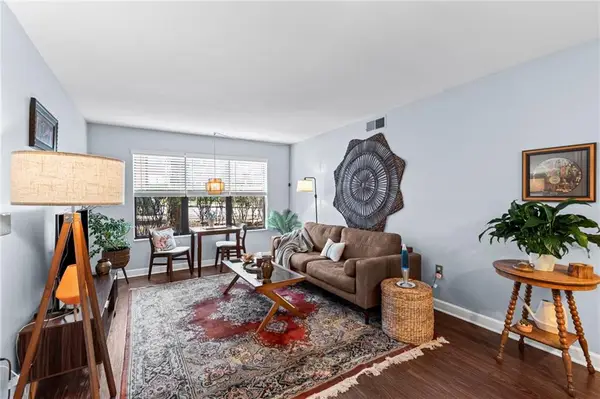 925 Washington Street #101, Kansas City, MO 64105