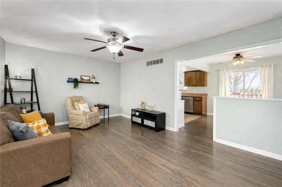 6411 Harvard Avenue, Raytown, MO 64133 - #3