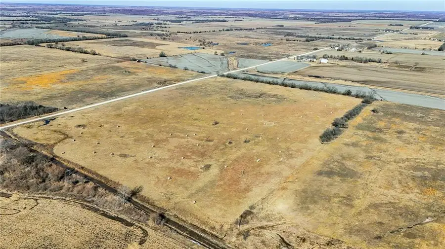 00000 2300 Road, Chanute, KS 66720 - #2