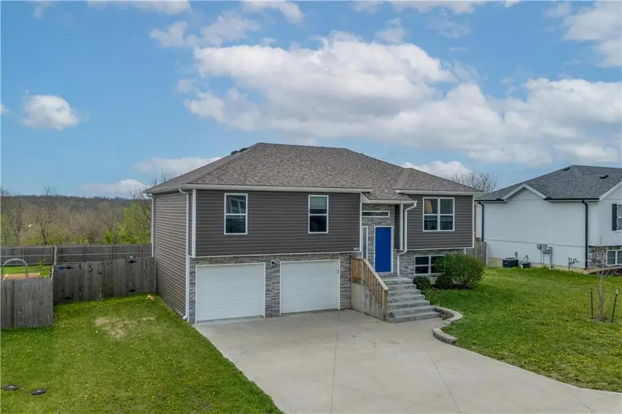 1603 W 6th Street Terrace, Knob Noster, MO 65336 - #3