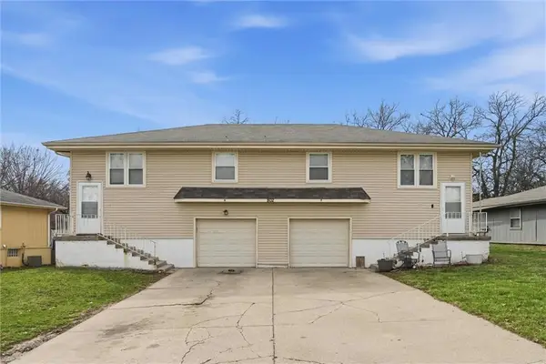 802 NE Banner Drive, Lee's Summit, MO 64086