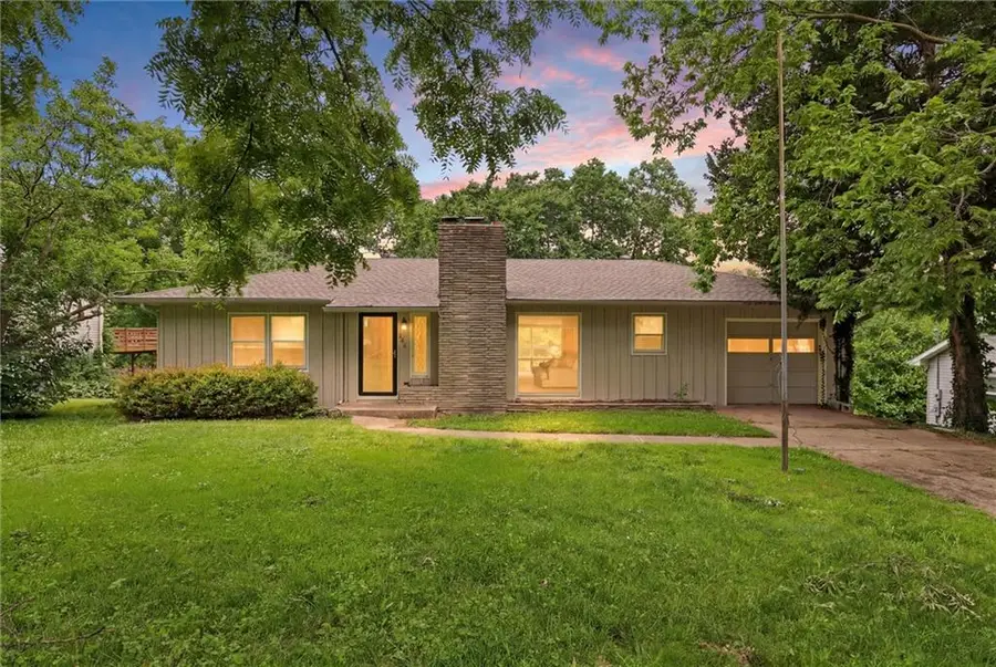 7216 Coronado Street, Kansas City, MO 64152 - #2