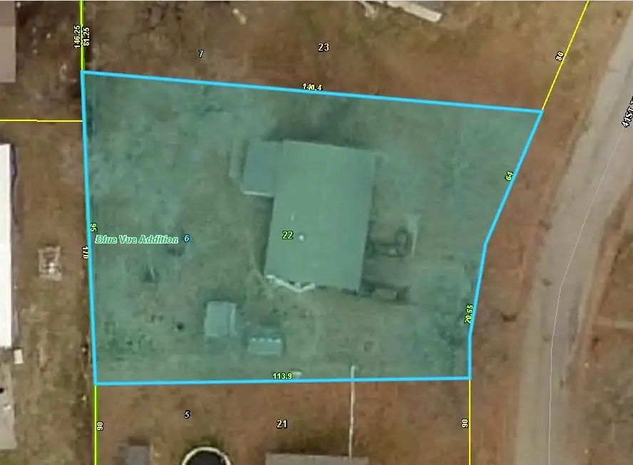 3520 S 41st Terrace, Saint Joseph, MO 64503 - #2