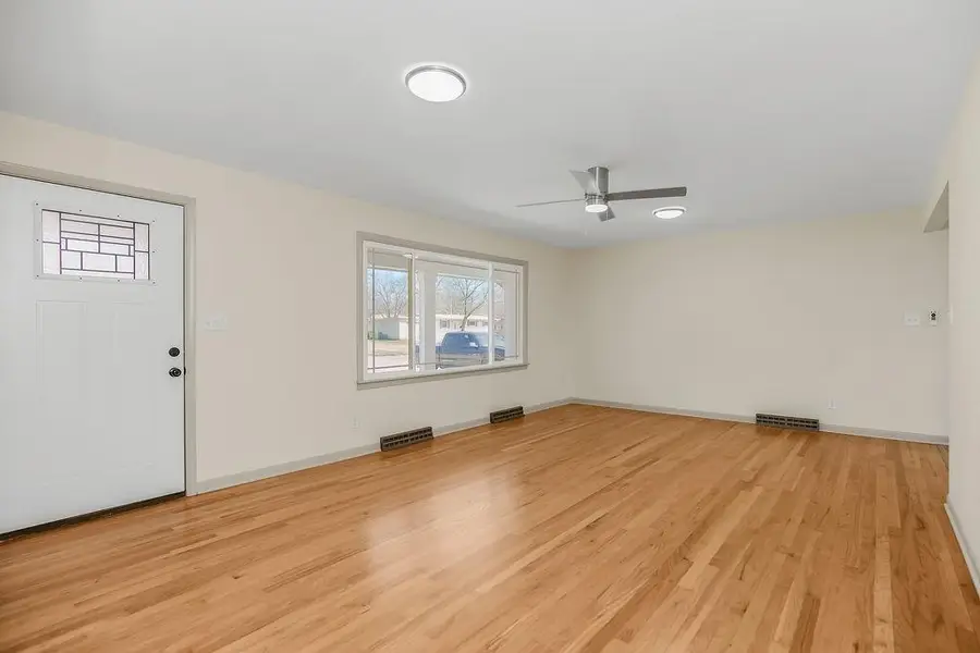 709 W Clay Street, Harrisonville, MO 64701 - #3